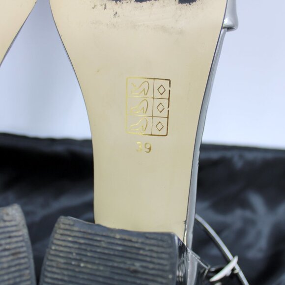 Uraz Moda Silver Heels - Picture 9 of 9